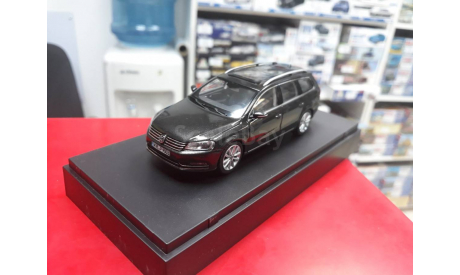 Volkswagen (VW) Passat B7 Variant 1:43 Schuco возможен обмен, масштабная модель, scale43