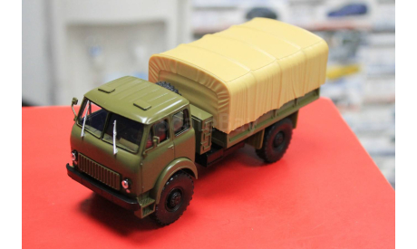 Легендарные грузовики СССР №39, МАЗ-505  1:43 Modimio  Возможен обмен, масштабная модель, ЗИЛ, scale43