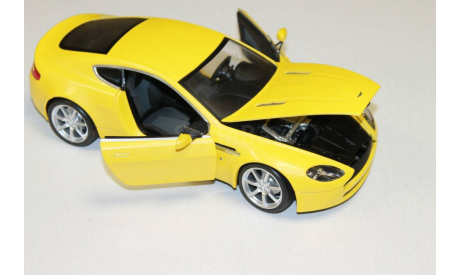 Обмен. Aston Martin V8 Vantage нет коробки 1:18 Hot Wheels, масштабная модель, 1/18, Dornier