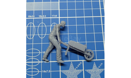 Рабочий с тачкой 1:35 Смола возможен обмен, сборная модель (другое), scale35