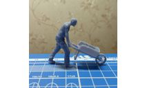 Рабочий с тачкой 1:35 Смола возможен обмен, сборная модель (другое), scale35