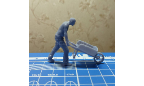 Рабочий с тачкой 1:35 Смола возможен обмен, сборная модель (другое), scale35