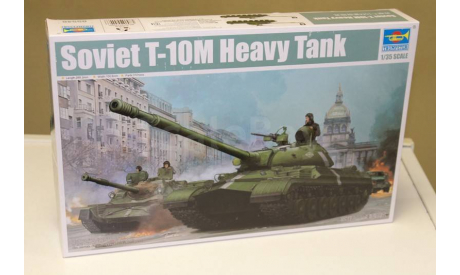 05546 танк  советский Т-10М 1:35 Trumpeter, сборные модели бронетехники, танков, бтт, 1/35