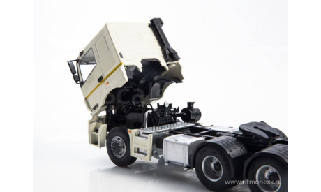 КАМАЗ-65206 с полуприцепом НЕФАЗ-93341. ПАО Камаз., масштабная модель, scale43