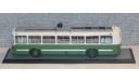 Троллейбус ЗИУ-5 зеленый. ClassicBus., масштабная модель, scale43