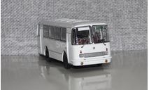 ЛАЗ-695Н белый. Уценка!!! Demprice., масштабная модель, Classicbus, scale43