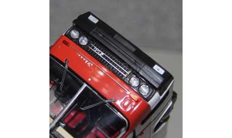 Автобус Икарус Ikarus-256.54 скарлат.Demprice!!!, масштабная модель, Classicbus, scale43