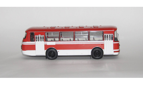 ЛАЗ-695Н сангин. Demprice. С рубля!!!, масштабная модель, Classicbus, scale43