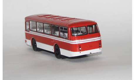 ЛАЗ-695Н сангин. Demprice. С рубля!!!, масштабная модель, Classicbus, scale43