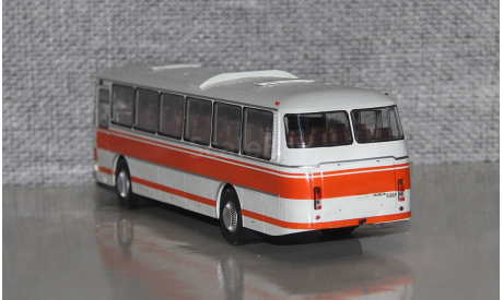 ЛАЗ-699Р оранжевый (песок). Demprice., масштабная модель, Classicbus, scale43