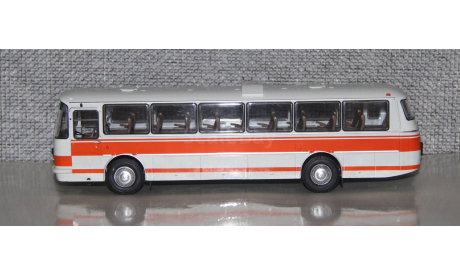 ЛАЗ-699Р оранжевый (песок). Demprice., масштабная модель, Classicbus, scale43
