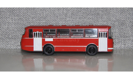 ЛАЗ-695Н скарлет. С эмблемой. Demprice. С рубля!!!, масштабная модель, Classicbus, scale43