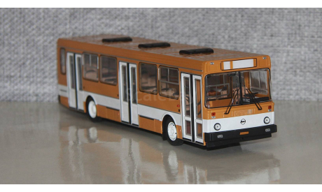 Автобус Лиаз-5256 турмалин. Demprice., масштабная модель, Classicbus, scale43