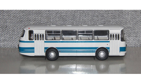 ЛАЗ-695Н кобальт. С эмблемой.Demprice. С рубля!!!, масштабная модель, Classicbus, scale43