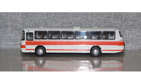 ЛАЗ-699Р оранжевый (песок). Demprice. С рубля!!!, масштабная модель, Classicbus, scale43