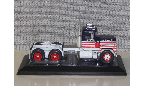 Mack R-Series ’Stars and Stripes’ - 1966 .IXO., масштабная модель, IXO Road (серии MOC, CLC), scale43