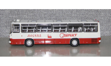 Автобус Икарус-255.70 Турист Москва. DEMPRICE., масштабная модель, Ikarus, Classicbus, scale43