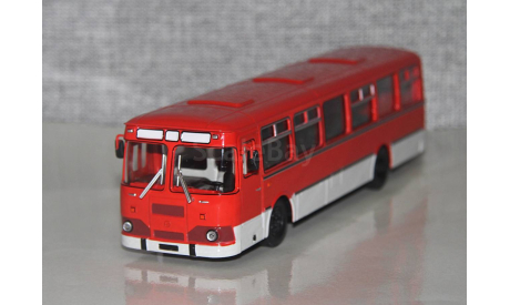 Автобус Лиаз-677М красно-белый.СОВА., масштабная модель, Советский Автобус, scale43