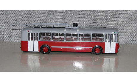 Троллейбус Зиу-5 красный(звезда). DEMPRICE., масштабная модель, Classicbus, scale43