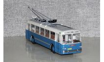 Троллейбус Зиу-5 синий (мороз). DEMPRICE.Уценка!!!, масштабная модель, Classicbus, scale43