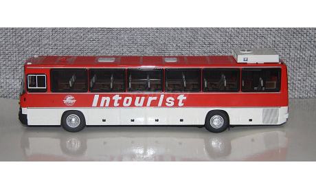 Автобус Икарус Ikarus-250.70 Интурист. DEMPRICE., масштабная модель, Classicbus, scale43