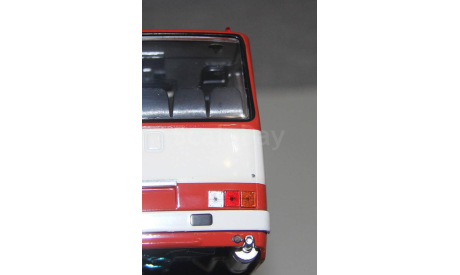Автобус Икарус Ikarus-256.55 фиеста. Demprice.Уценка(6)!!!, масштабная модель, Classicbus, scale43