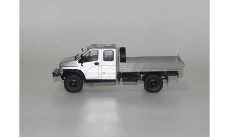 ГА3он Некст С42А33 серебристый.НАП., масштабная модель, Наш Автопром, scale43, ГАЗ