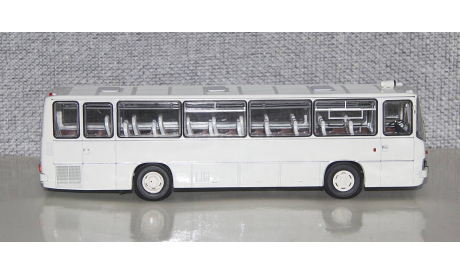 Икарус Ikarus-255.70 антик. DEMPRICE. Уценка!!!, масштабная модель, Classicbus, scale43