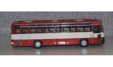 Автобус Икарус Ikarus-256.54 киноварь. Demprice., масштабная модель, Classicbus, scale43