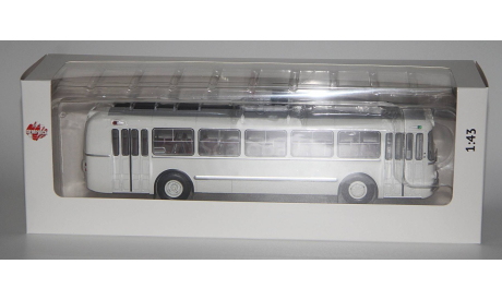 Троллейбус Зиу-5 белый(иней). DEMPRICE. Уценка!!!, масштабная модель, Classicbus, scale43