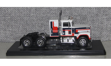 INTERNATIONAL Transtar 4300 1980 White .IXO., масштабная модель, IXO Road (серии MOC, CLC), scale43
