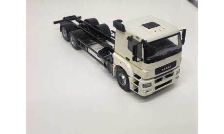 Камаз 65207 шасси, сборная модель автомобиля, ПАО КАМАЗ, 1:43, 1/43