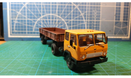 КАЗ-608В с полуприцепом ОДАЗ-885 (1:43) АИСТ, масштабная модель, Автоистория (АИСТ), scale43