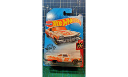 ’57 PLYMOUTH FURY / Hot Wheels 1:64