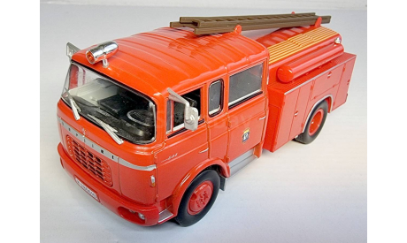 Bomba urbana pesada Berliet Gak 17.  Испанская журнальная серия., масштабная модель, Hachette, 1:43, 1/43