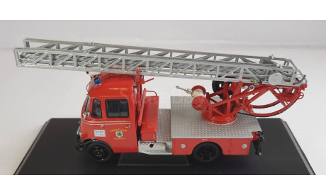 Mercedes-Benz L319 mit Drehleiter DL I8. Schuco., масштабная модель, 1:43, 1/43