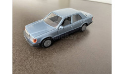 MERCEDES BENZ W124 200E 300E 1/35 CURSOR  MODELL 1084