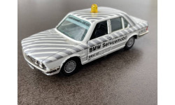 BMW 528i E28 SERVICEMOBIL 1/43 GAMA 1102