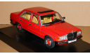 Mercedes-Benz 230E W123 Red 1983 Revell 08407R, масштабная модель, 1:18, 1/18