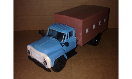 Газ-53 Хлеб голубой/коричневый Компаньон, масштабная модель, 1:43, 1/43