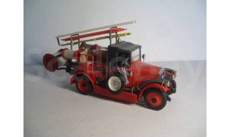 АМО-Ф-15 Пожарный автомобиль ЛОМО-АВМ, редкая масштабная модель, scale43