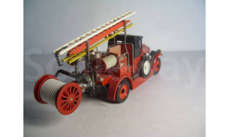АМО-Ф-15 Пожарный автомобиль ЛОМО-АВМ, редкая масштабная модель, scale43