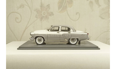 Волга ГАЗ-21 серо-бежевая, масштабная модель, Neo Scale Models, scale43