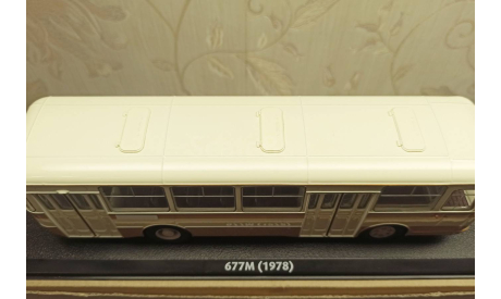 ЛИАЗ-677М с запасным колесом, масштабная модель, Classicbus, scale43