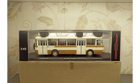ЛИАЗ-677М с запасным колесом, масштабная модель, Classicbus, scale43