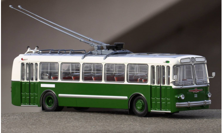 Троллейбус ЗиУ-5 зелёный, масштабная модель, Classicbus, scale43