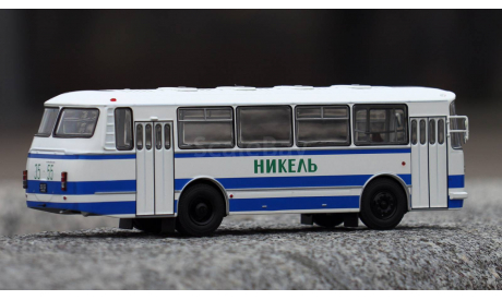 Автобус ЛАЗ-695Н ’НИКЕЛЬ’ с номерами ’КБ’, масштабная модель, Classicbus, scale43