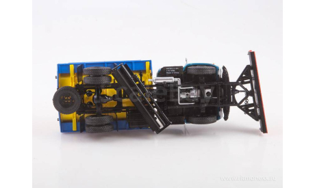 ЗИЛ-130 АКПМ-3 поливалка желтая/синяя, масштабная модель, Start Scale Models (SSM), scale43