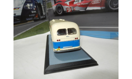 С РУБЛЯ!!! - Автобус ЗиС-155 бежево-синий КБ, масштабная модель, Classicbus, 1:43, 1/43