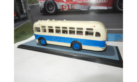 С РУБЛЯ!!! - Автобус ЗиС-155 бежево-синий КБ, масштабная модель, Classicbus, 1:43, 1/43